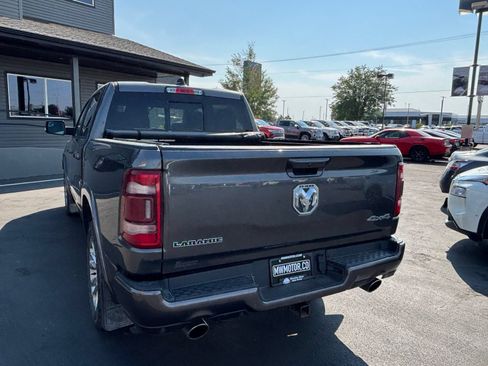 Used 2022 RAM 1500 Laramie AWD/4WD image 4