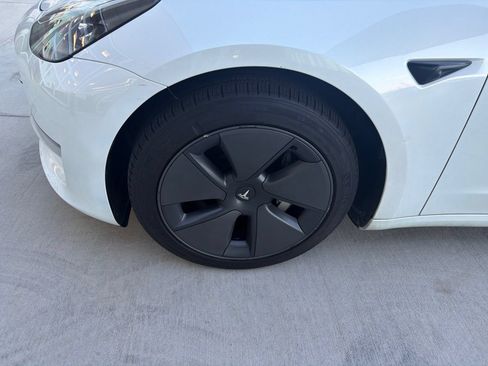 Used 2023 Tesla Model 3 Standard Range RWD image 6