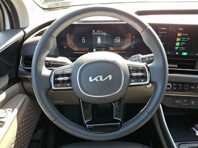 Certified 2026 Kia Carnival FWD image 20