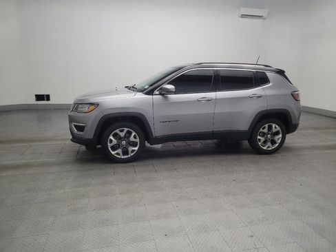 Used 2018 Jeep Compass Limited w/ Navigation Group AWD/4WD image 2