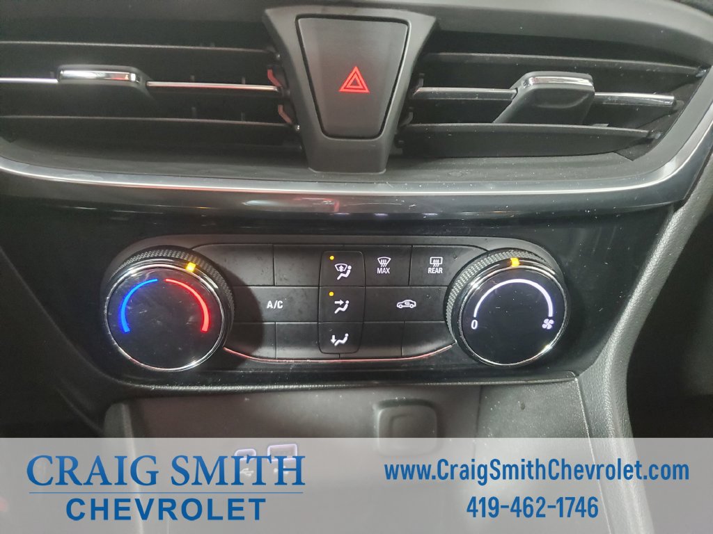 Used 2024 Buick Encore GX Sport Touring FWD image 23