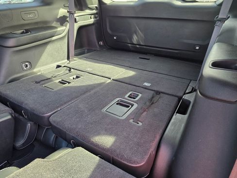 Used 2021 Jeep Grand Cherokee L Laredo image 16