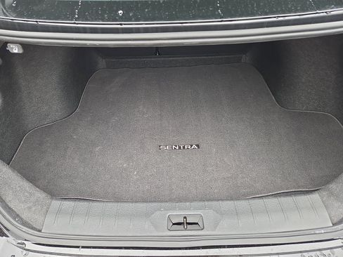 Used 2026 Nissan Sentra SR w/ Floor Mat Package FWD image 27