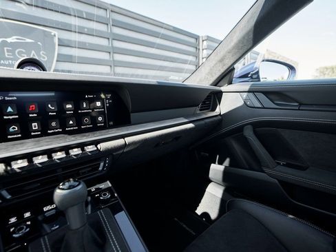 Used 2022 Porsche 911 GT3 image 65