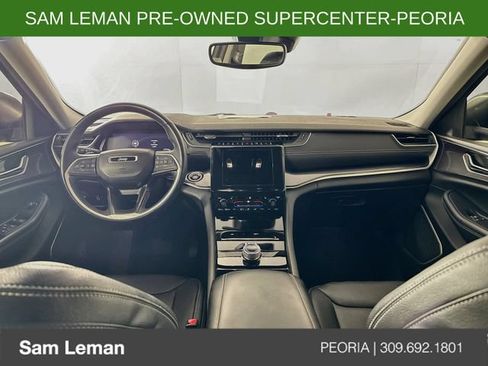 Used 2022 Jeep Grand Cherokee L Laredo w/ Luxury Tech Group I AWD/4WD image 21