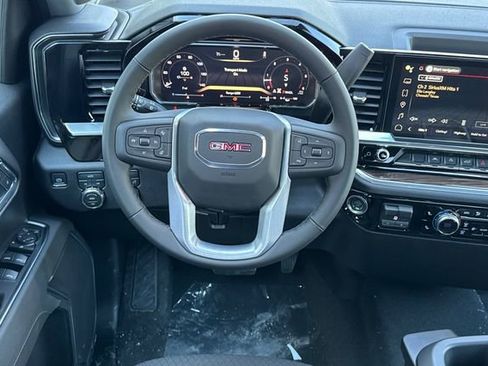 New 2026 GMC Sierra 1500 Elevation image 13