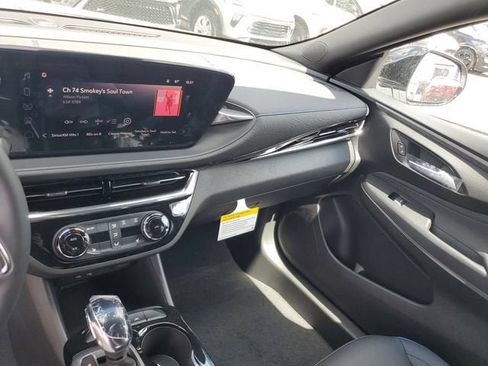 New 2026 Buick Envista Sport Touring w/ Convenience I Package FWD image 26