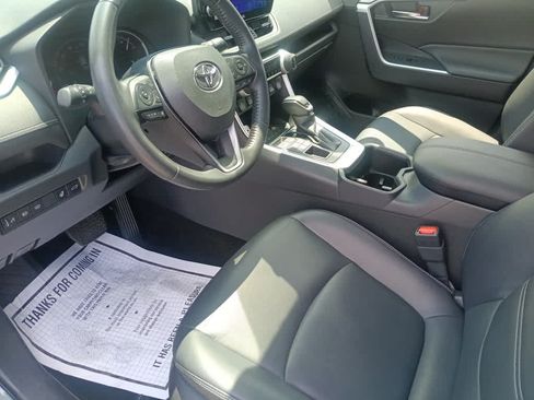 Used 2023 Toyota RAV4 XLE Premium AWD/4WD image 18