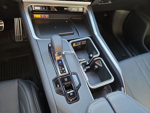 New 2026 Lexus TX 500h AWD image 22