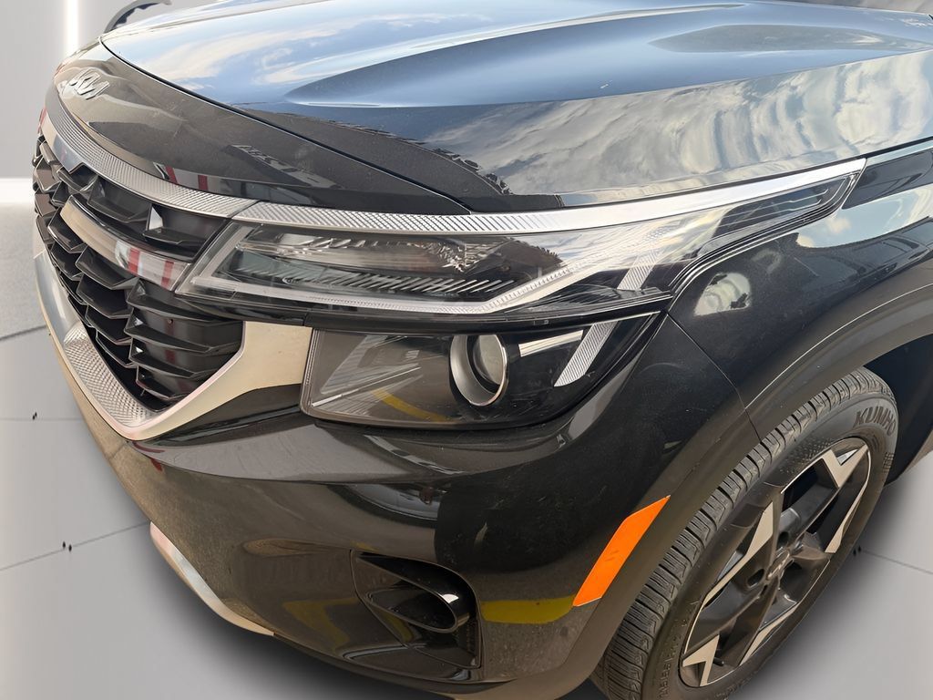 Used 2026 Kia Seltos S FWD image 32