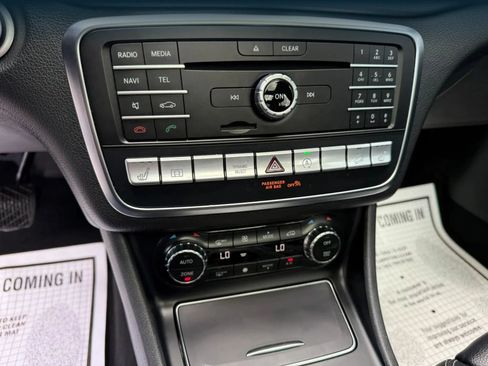 Used 2020 Mercedes-Benz GLA 250 4MATIC image 11