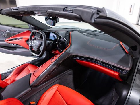 Used 2024 Chevrolet Corvette Z06 w/ Z07 Performance Package RWD image 34