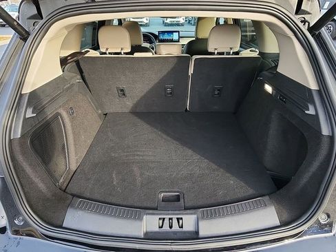 Used 2025 Lincoln Corsair FWD w/ Equipment Group 101A image 28