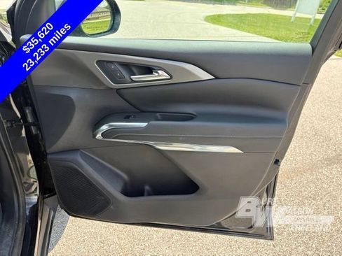 Used 2024 Chevrolet Traverse LT w/ Midnight/Sport Edition FWD image 28