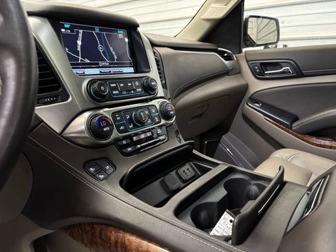 Used 2020 Chevrolet Tahoe Premier AWD/4WD image 22