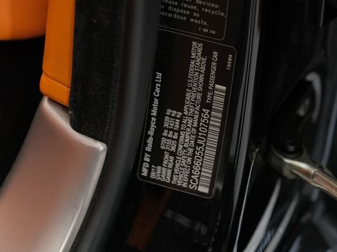 Used 2018 Rolls-Royce Dawn image 41