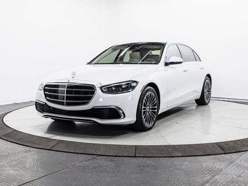 Certified 2024 Mercedes-Benz S 580 4MATIC Sedan image 3