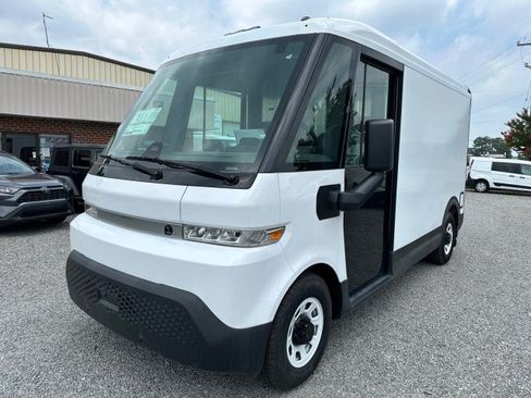 Used 2024 Chevrolet Brightdrop 400 w/ Commercial Equipment Package AWD/4WD image 2