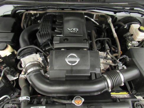 Used 2019 Nissan Frontier SV w/ Value Truck Package AWD/4WD image 33