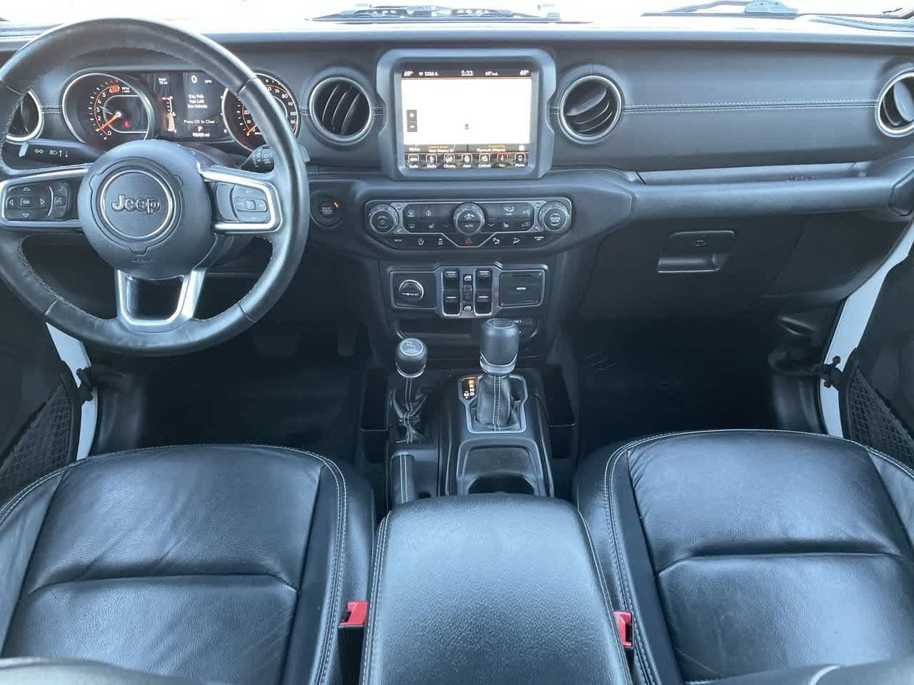 Used 2018 Jeep Wrangler Unlimited Sahara AWD/4WD image 23