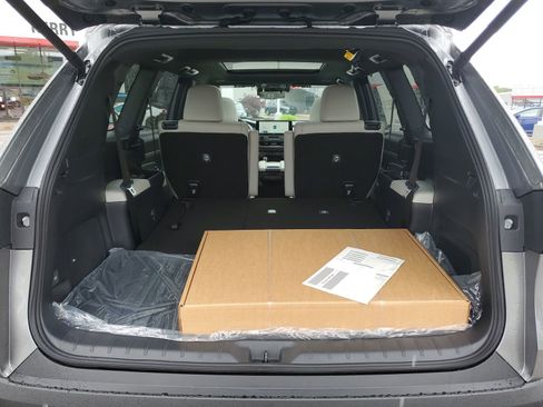 New 2026 Toyota Grand Highlander AWD Hybrid image 9