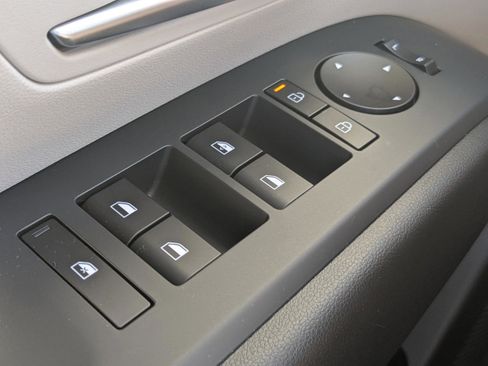 New 2026 Hyundai Tucson SE image 25