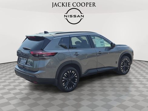 New 2026 Nissan Rogue Dark Armor AWD/4WD image 5