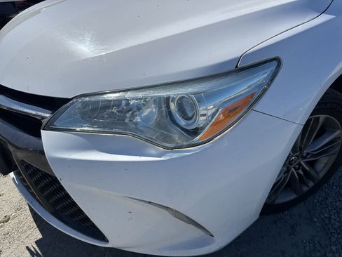 Used 2015 Toyota Camry SE image 9