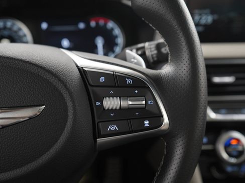 Used 2023 Genesis G70 2.0T w/ Sport Prestige Package AWD/4WD image 25