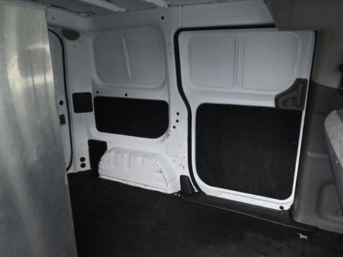 Used 2019 Nissan NV200 S image 9