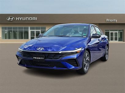 New 2025 Hyundai Elantra Sport w/ Cargo Package