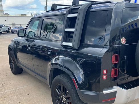 Used 2020 Land Rover Defender 110 SE AWD/4WD image 6