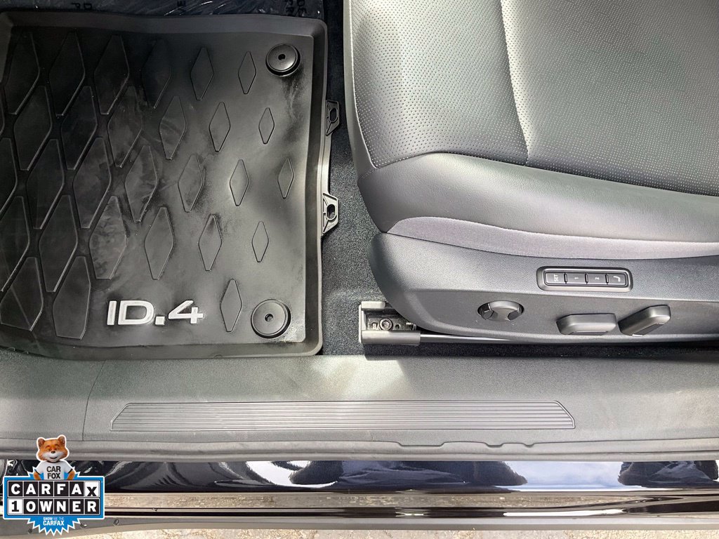 Used 2023 Volkswagen ID.4 Pro S AWD/4WD image 15