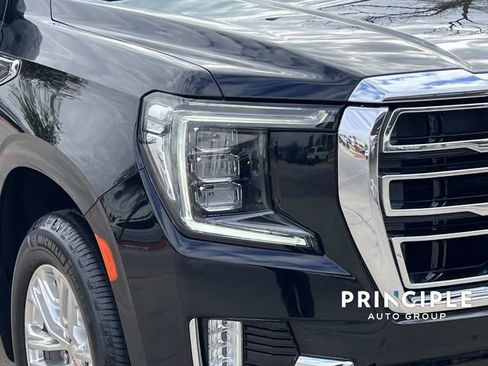Used 2021 GMC Yukon SLT w/ SLT Luxury Plus Package AWD/4WD image 9