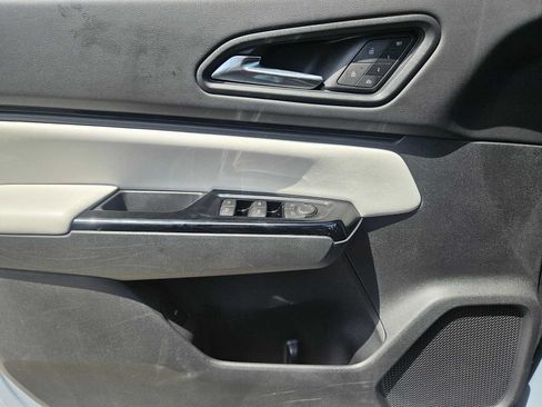 Certified 2025 Honda Prologue Touring image 23