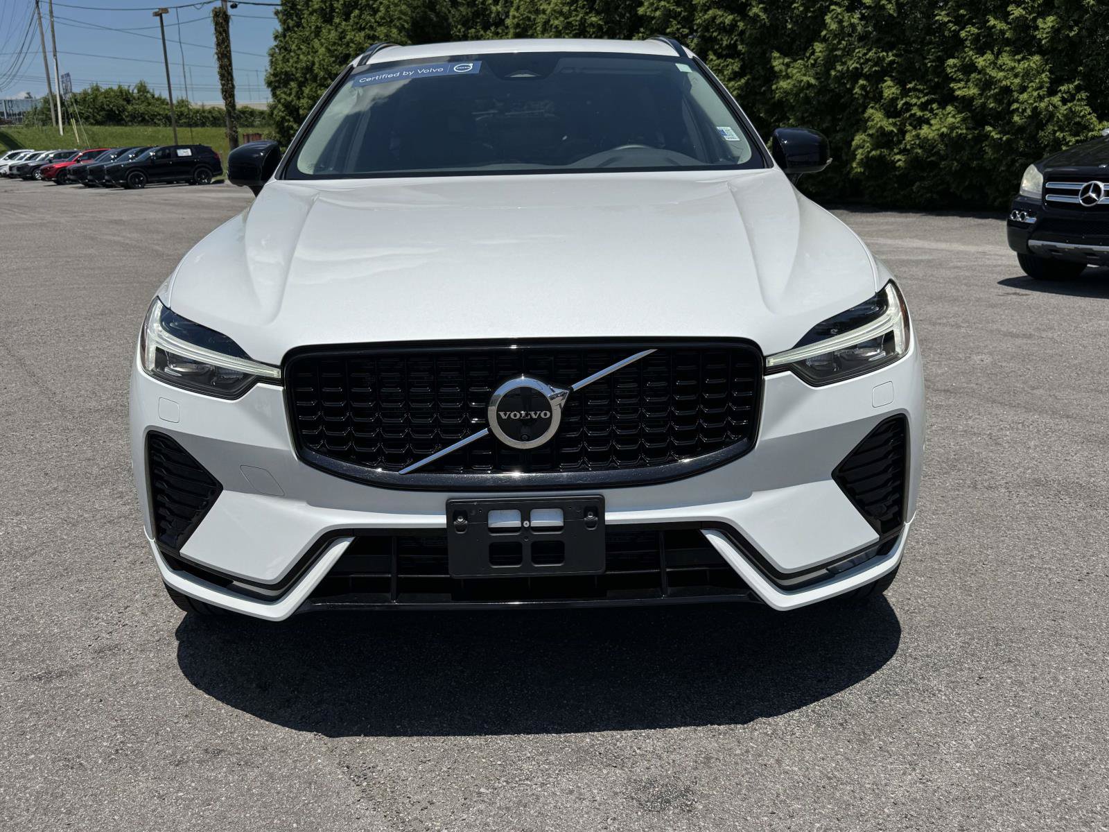 Certified 2025 Volvo XC60 B5 Plus AWD/4WD image 8