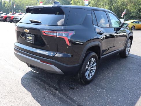 New 2027 Chevrolet Equinox LT w/ Convenience Package II FWD image 26