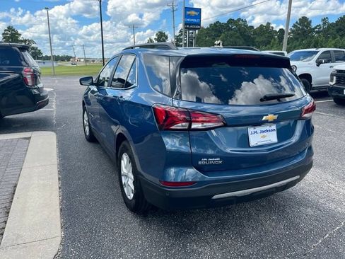 Used 2024 Chevrolet Equinox LT FWD image 4