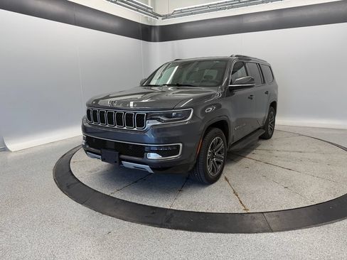 Used 2022 Jeep Wagoneer Series II AWD/4WD image 1