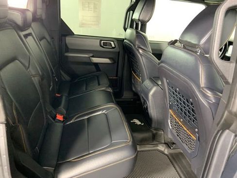 Used 2023 Ford Bronco Badlands AWD/4WD image 13