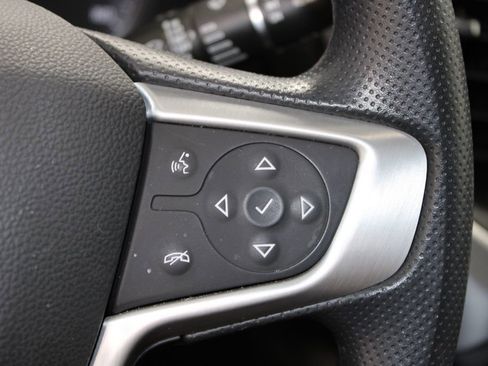 Used 2022 GMC Acadia SLE w/ Driver Convenience Package image 24