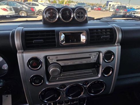 Used 2007 Toyota FJ Cruiser 4WD image 61