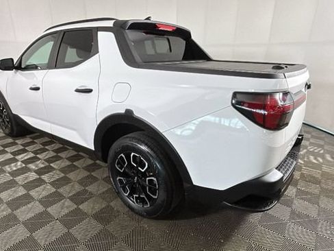 Certified 2023 Hyundai Santa Cruz SEL w/ Activity Package FWD image 4