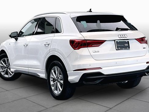 Certified 2023 Audi Q3 2.0T Premium w/ Convenience Package image 12