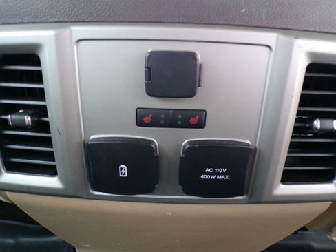 Used 2018 Ford F150 Lariat w/ Equipment Group 502A Luxury image 12