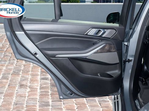 Used 2025 BMW X5 xDrive40i w/ Climate Comfort Package AWD/4WD image 12