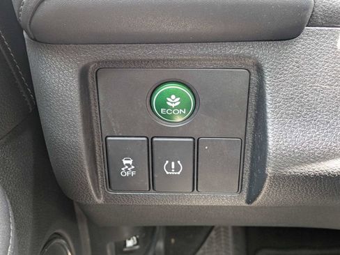 Used 2017 Honda HR-V EX-L image 34