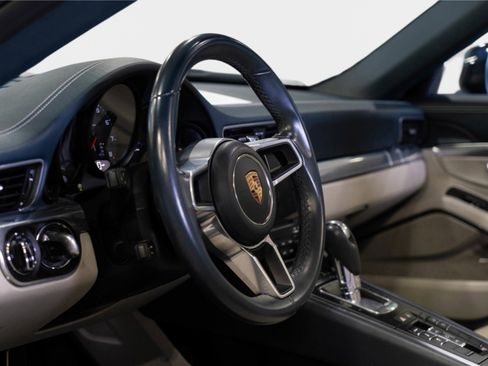 Used 2019 Porsche 911 Carrera image 32