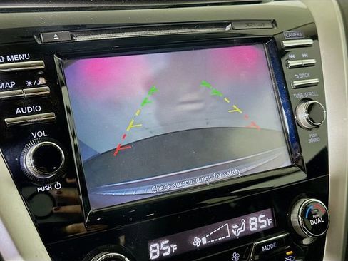 Used 2017 Nissan Murano S w/ Navigation Package image 18