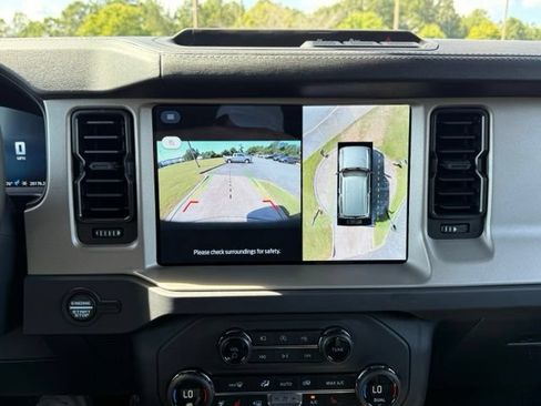 Used 2025 Ford Bronco Outer Banks AWD/4WD image 20